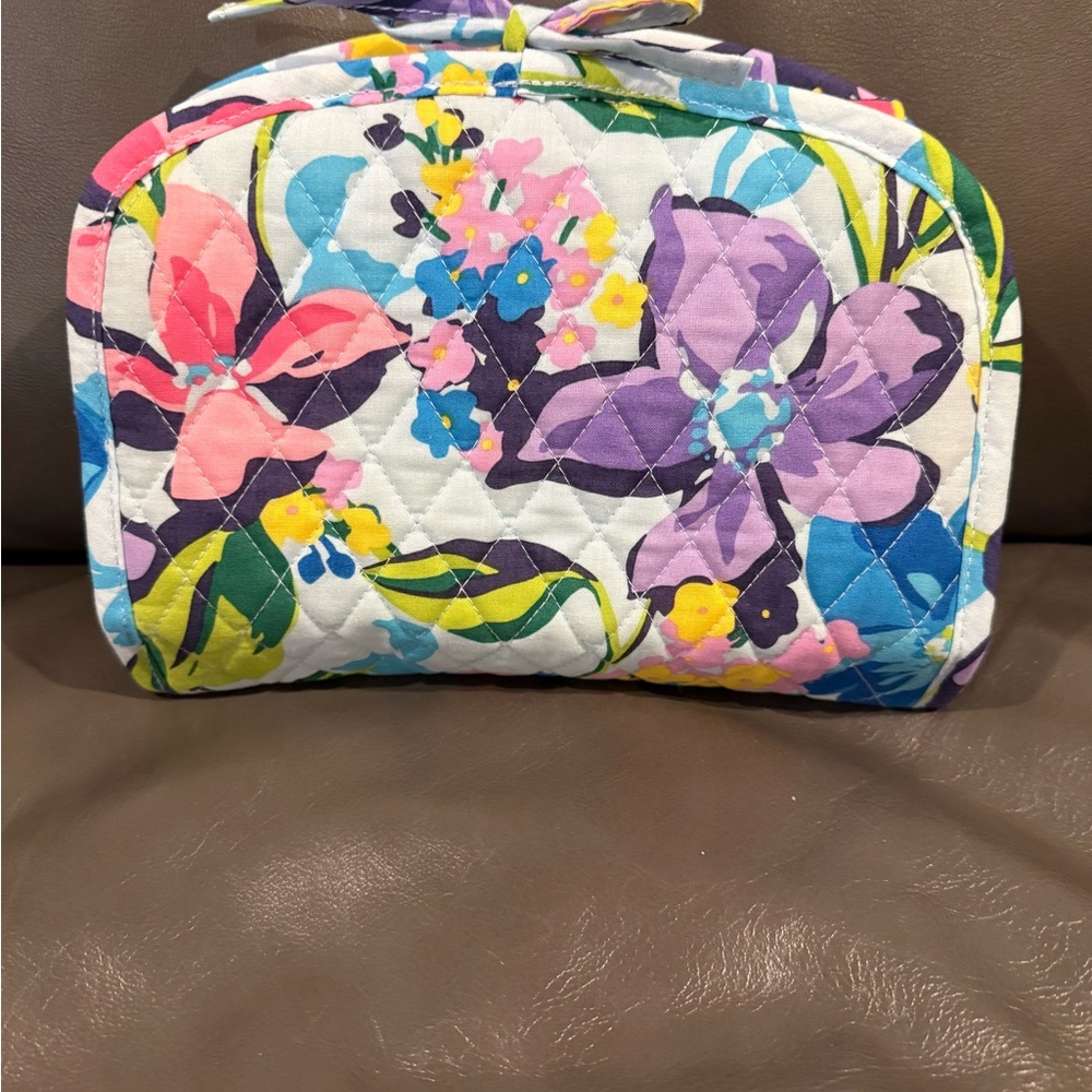 Vera Bradley Small Travel Hanging Bag